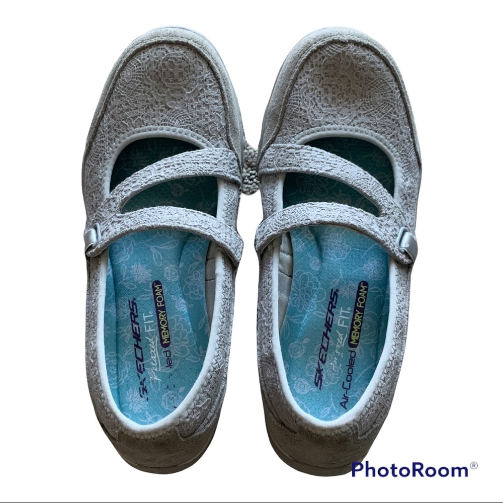SKECHERS Memory Foam Shoes